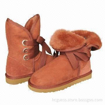 Women's Weather Boots with Fashionable Design